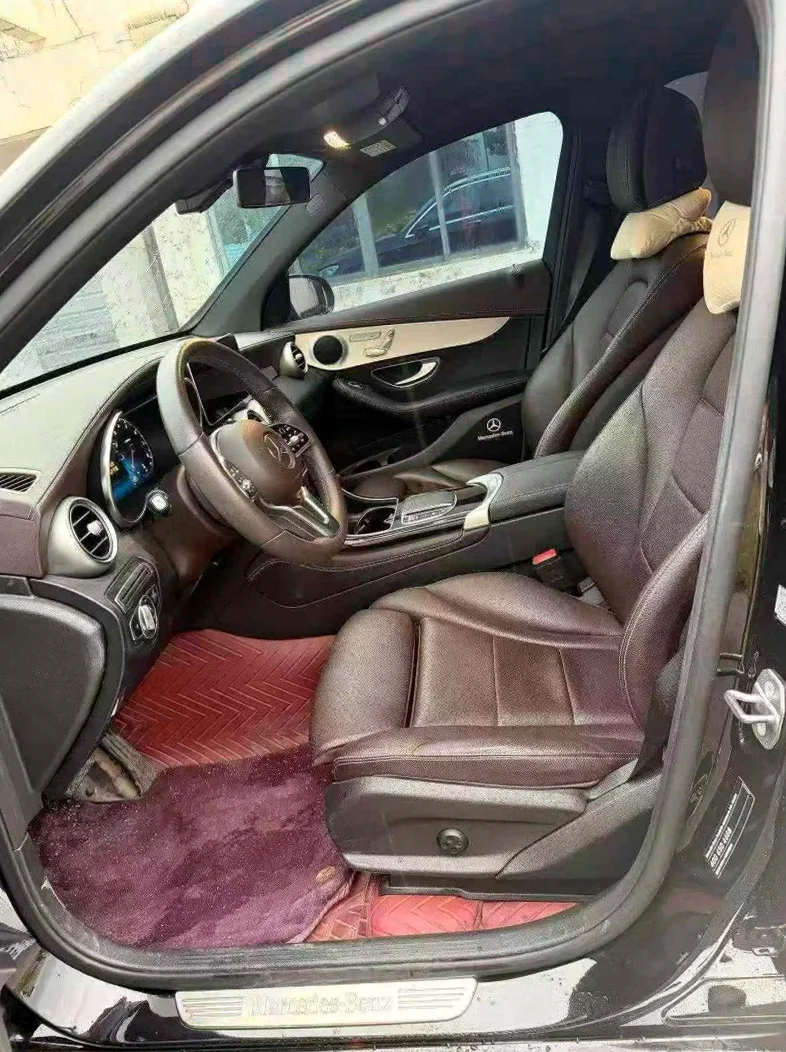 奔驰GLC 后面外观一