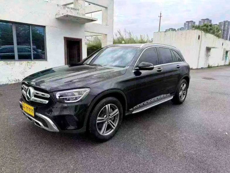 奔驰GLC 正面外观三