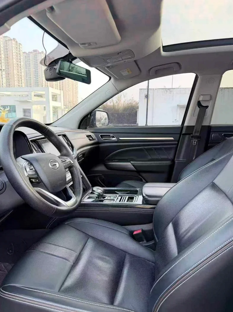 传祺GS8 后面外观一