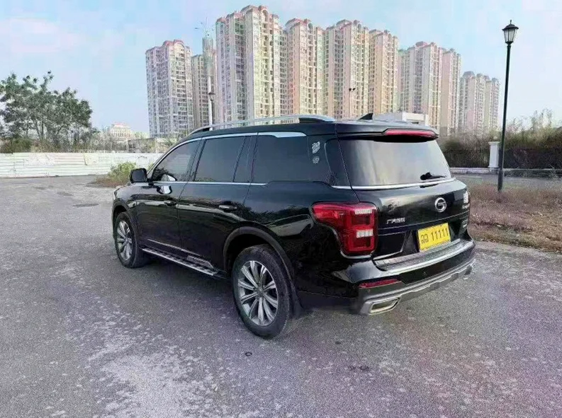 传祺GS8 内饰后排