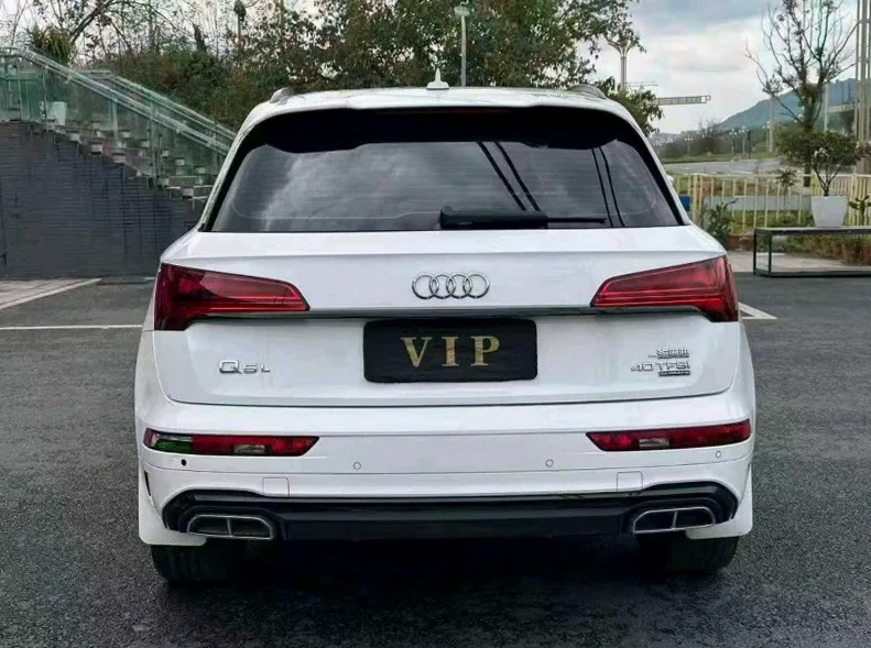 奥迪Q5 内饰后排