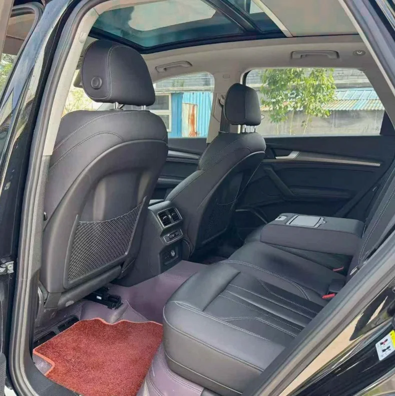 奥迪Q5 后面外观一