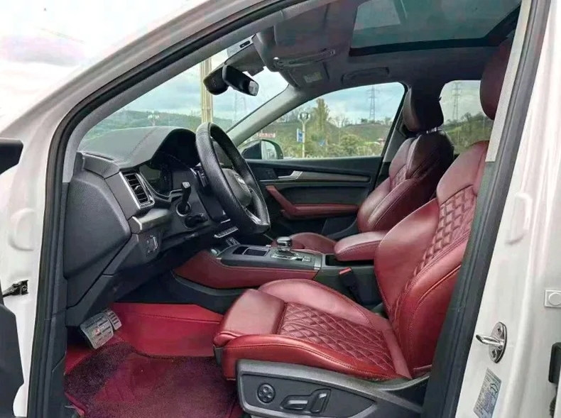 奥迪Q5 后面外观三