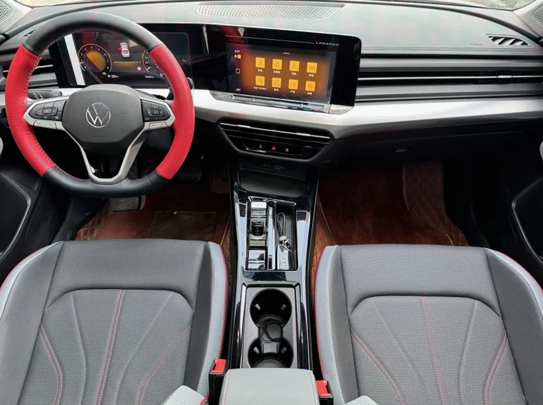 大众凌渡 后面外观一