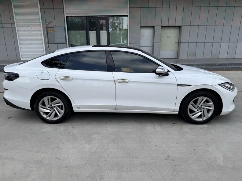 大众凌渡 内饰前排