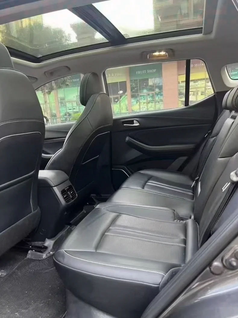 传祺GS4 内饰后排