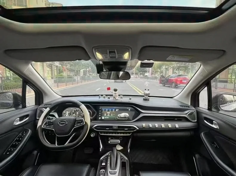 传祺GS4 正面外观三