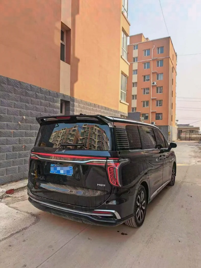 红旗HQ9 内饰前排