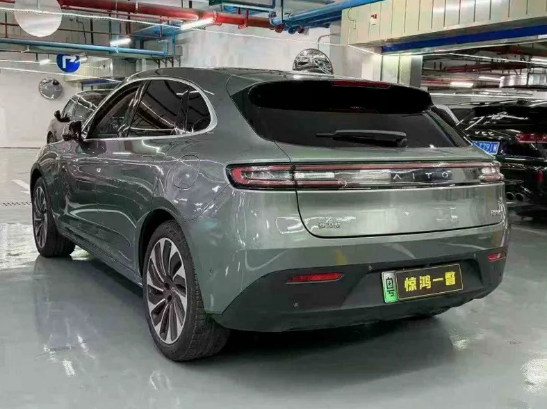 华为智选问界 内饰后排