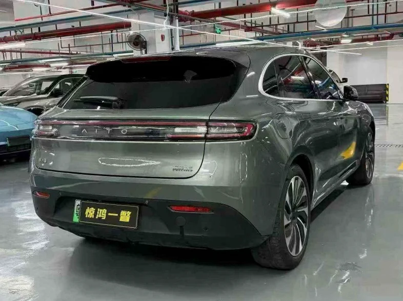 华为智选问界 内饰前排