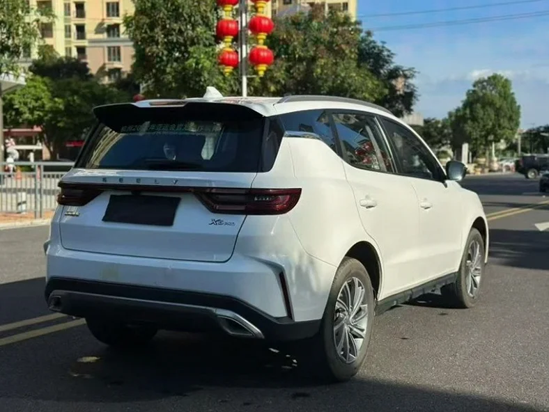 吉利远景 正面外观二