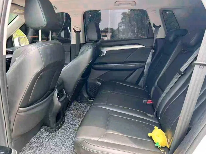 五菱汽车星辰 正面外观三