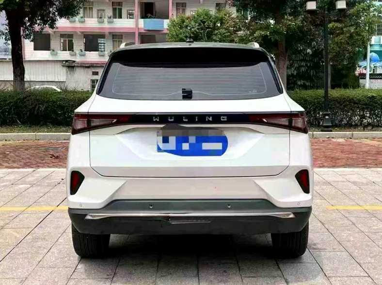 五菱汽车星辰 后面外观三