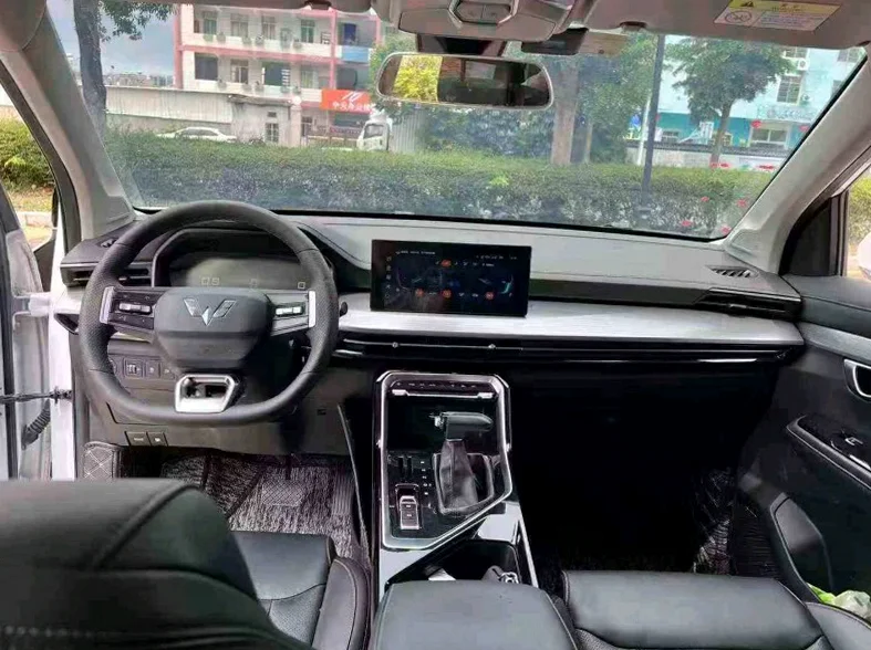 五菱汽车星辰 正面外观二