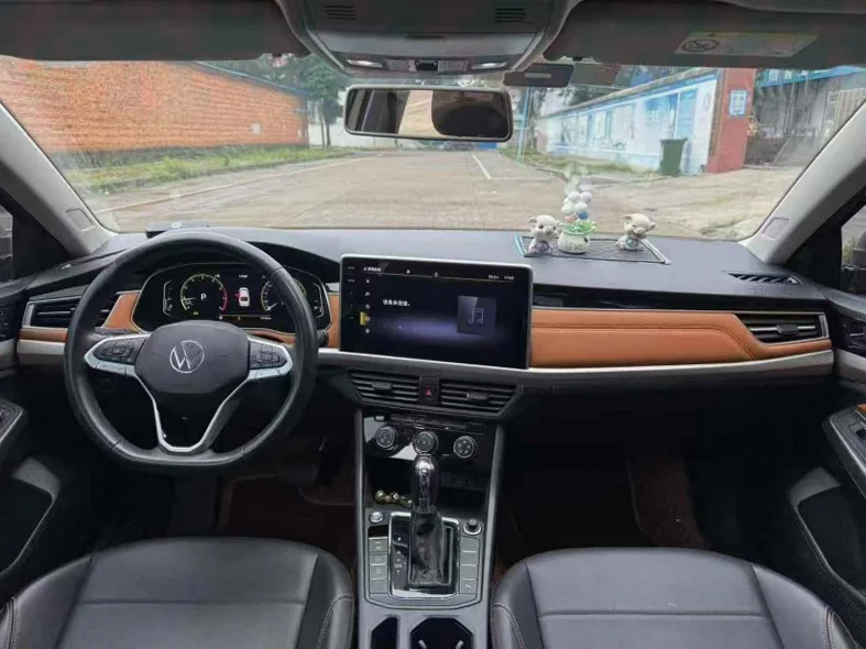 大众宝来 后面外观一