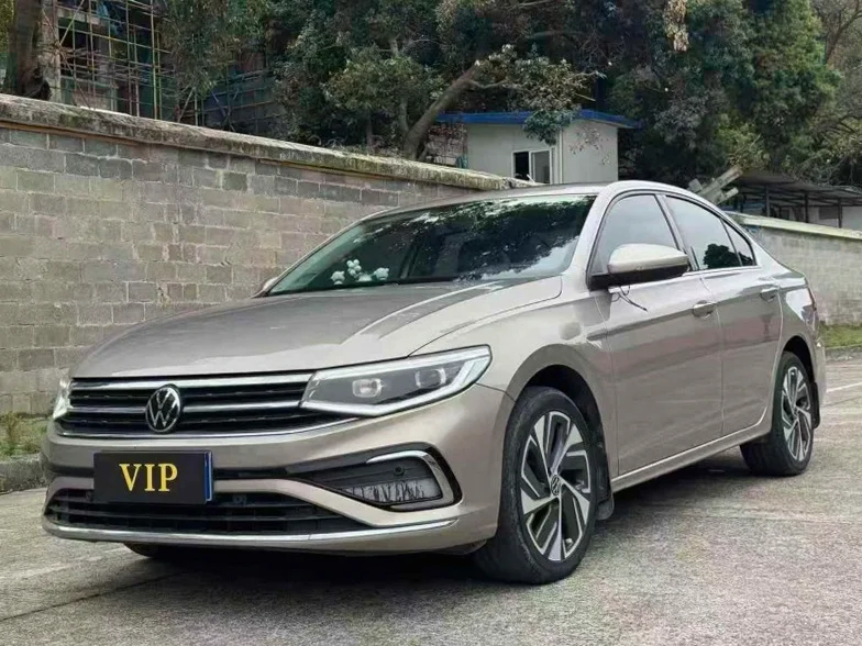 大众宝来 正面外观二