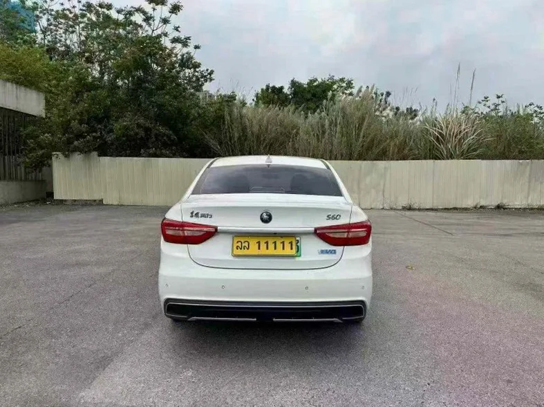 风行东风 驾驶室