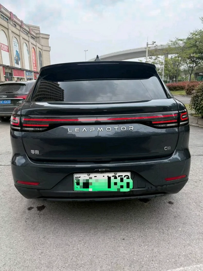 零跑汽车C11 后面外观二