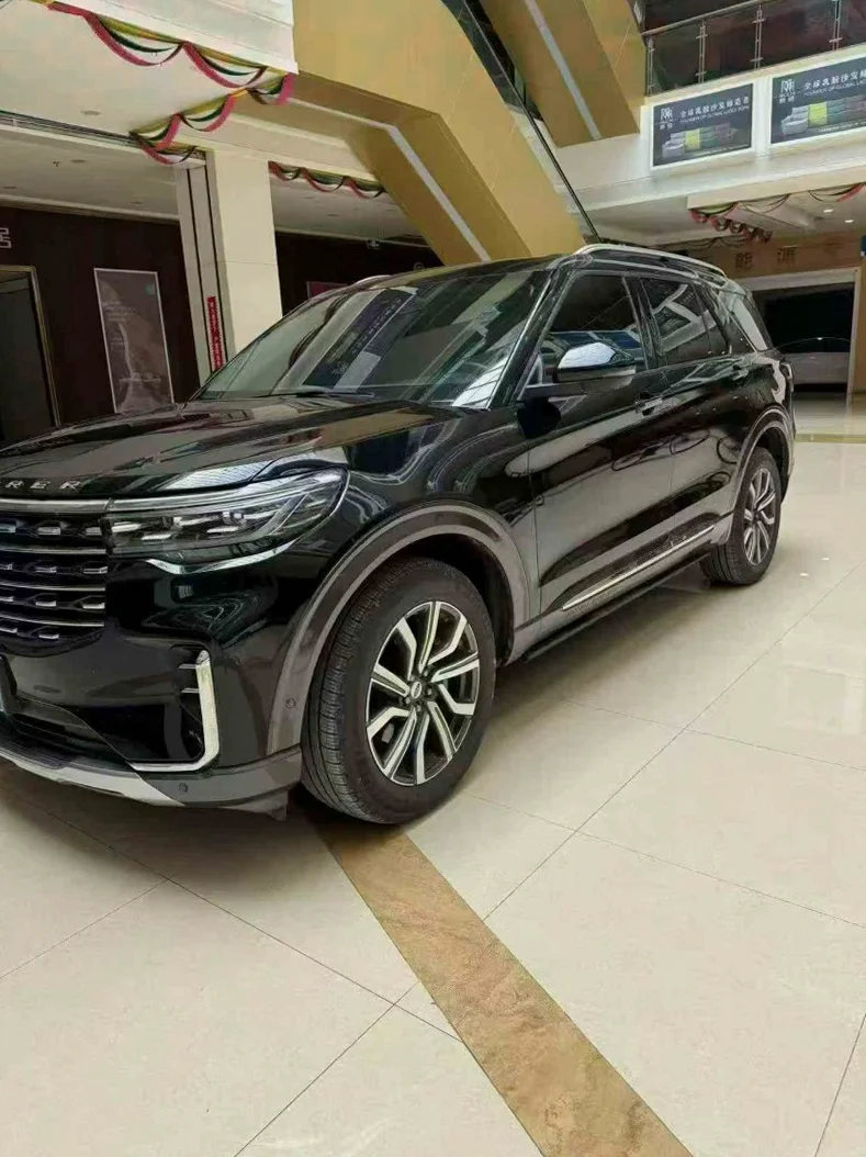 福特探险者 正面外观三