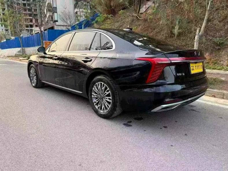 红旗H5 内饰后排