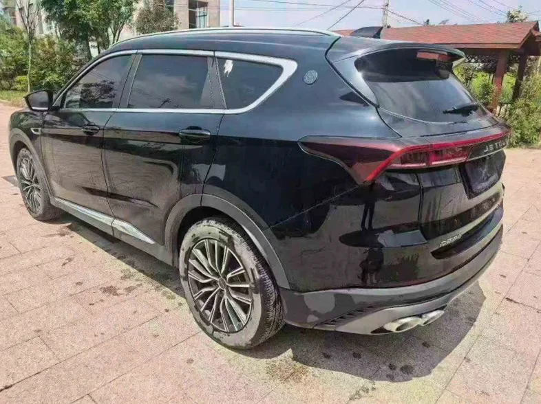 奇瑞捷途 内饰前排