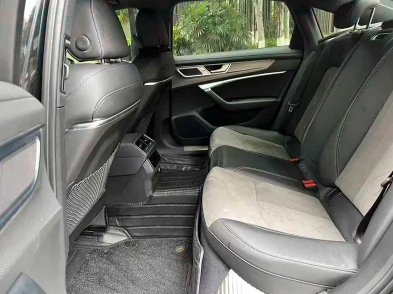 奥迪A6L 后面外观三