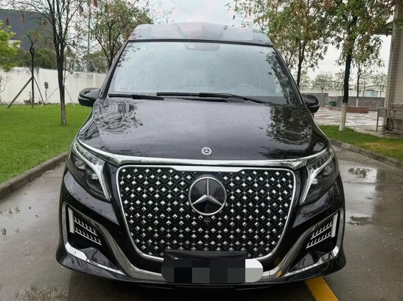 25年奔驰V260L加长版