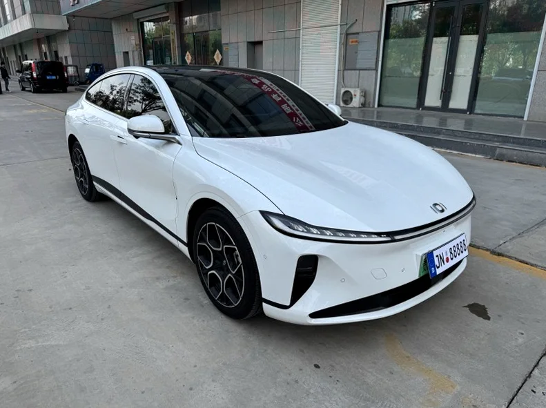 长安汽车启源 驾驶室