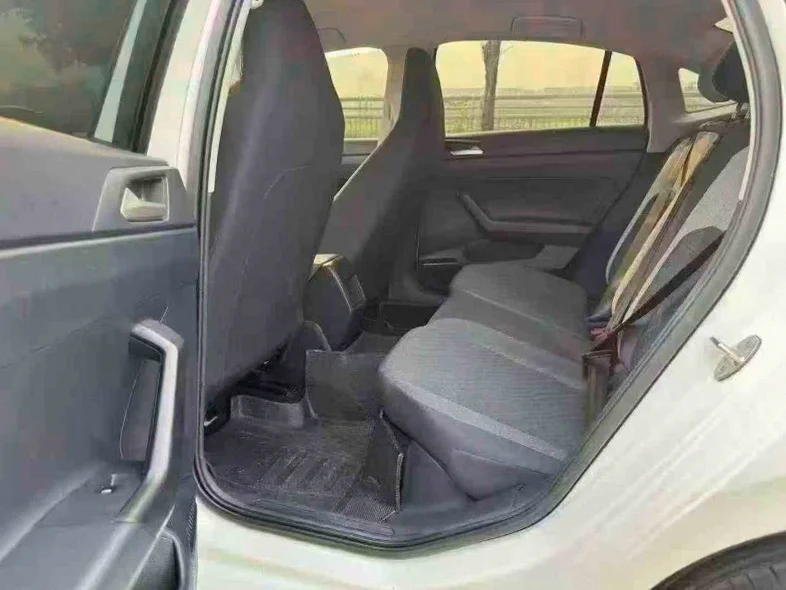 大众朗逸 内饰前排