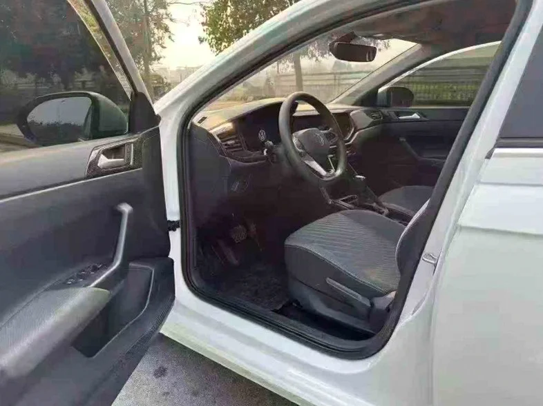 大众朗逸 后面外观一