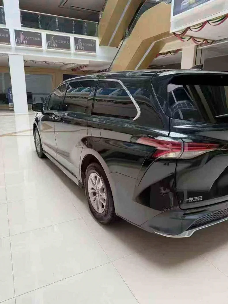 丰田格瑞维亚 内饰前排