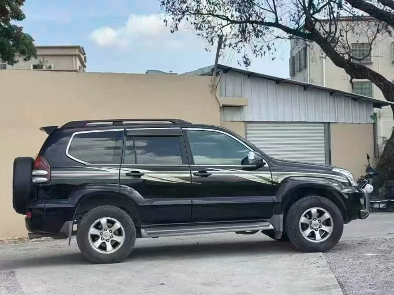 丰田普拉多 内饰后排