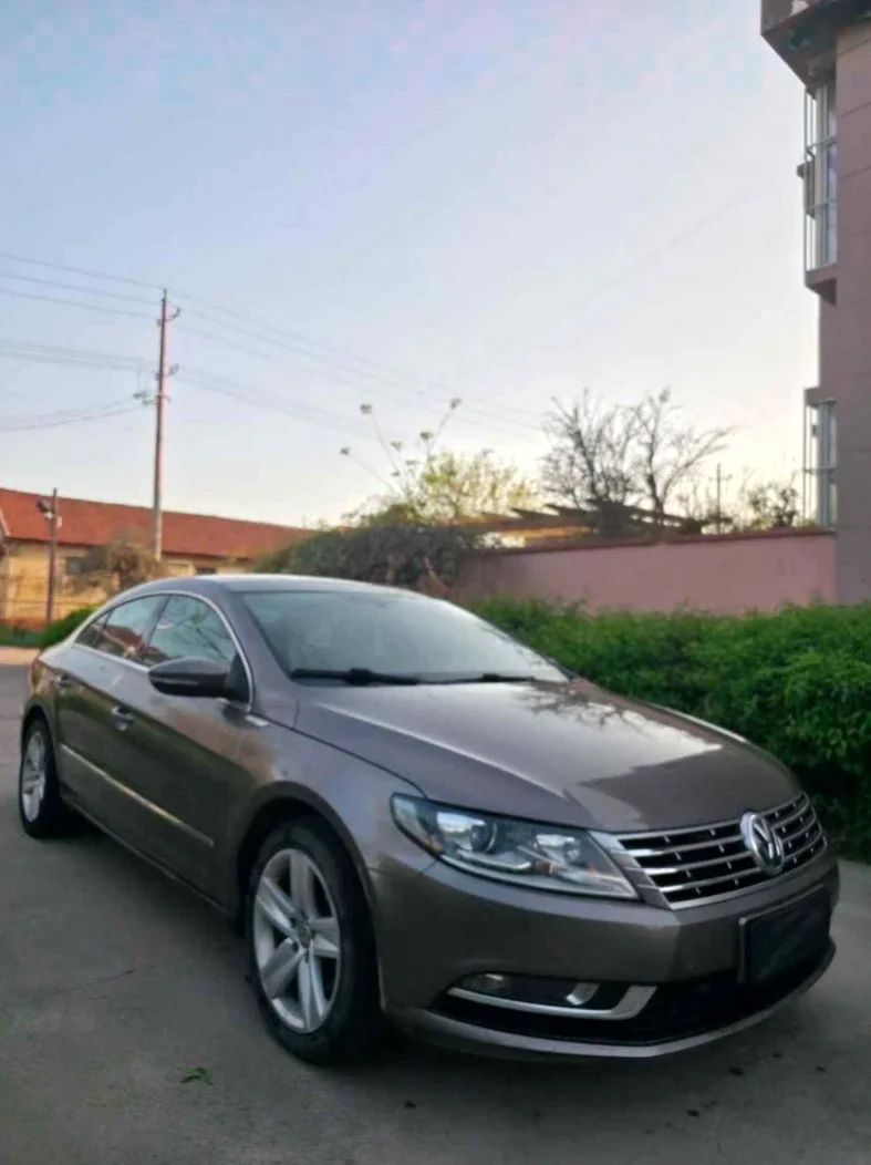 大众CC 正面外观三