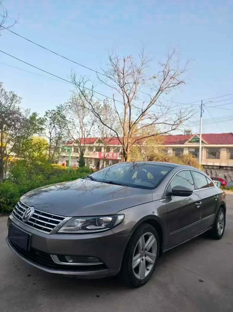 大众CC 正面外观二