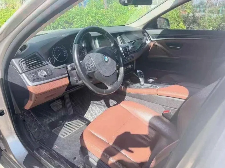 宝马5系 后面外观三