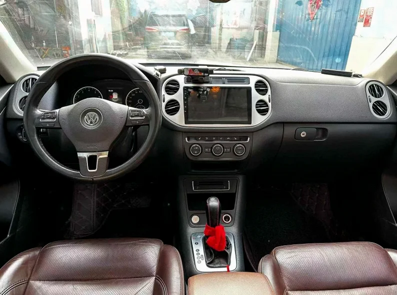 大众途观 后面外观二