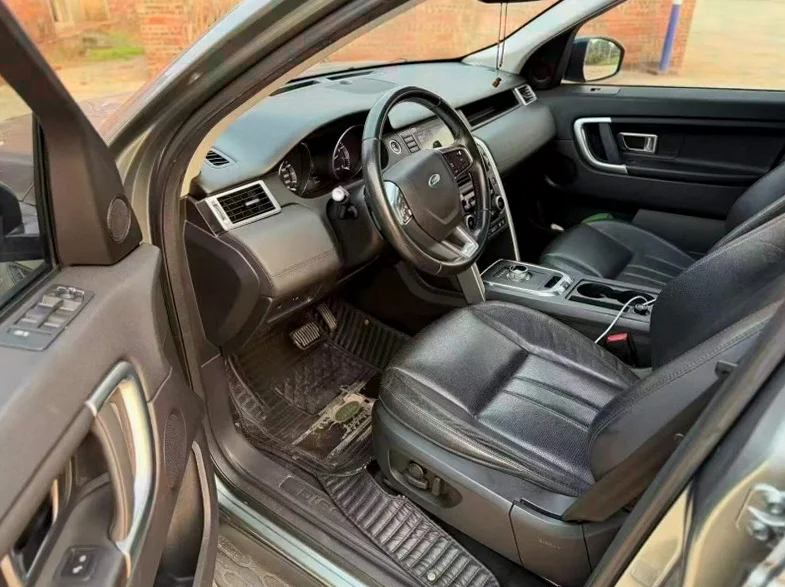 路虎发现神行 后面外观三