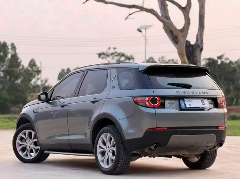 路虎发现神行 后面外观二