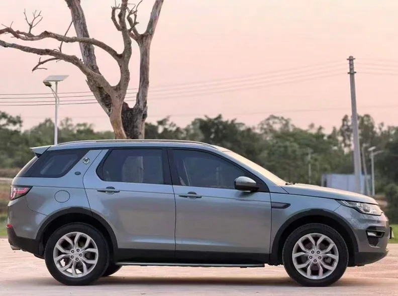 路虎发现神行 正面外观二