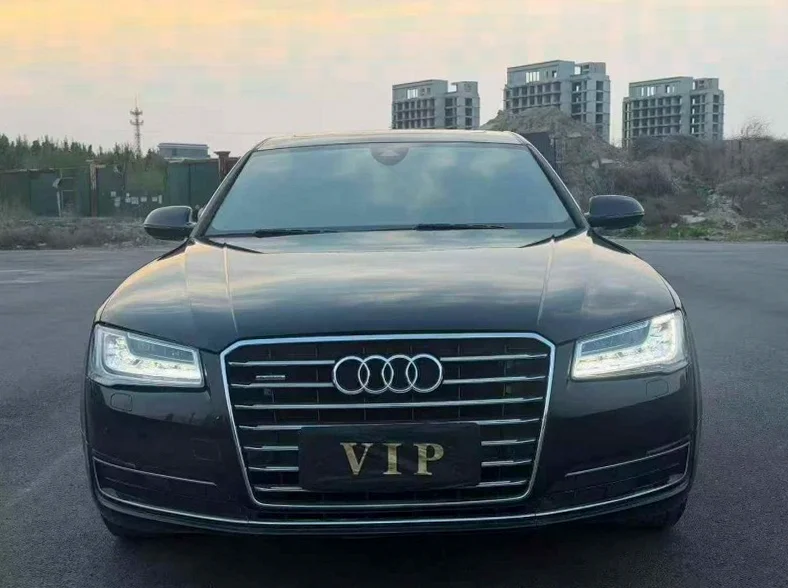 16年奥迪A8L 3.0T