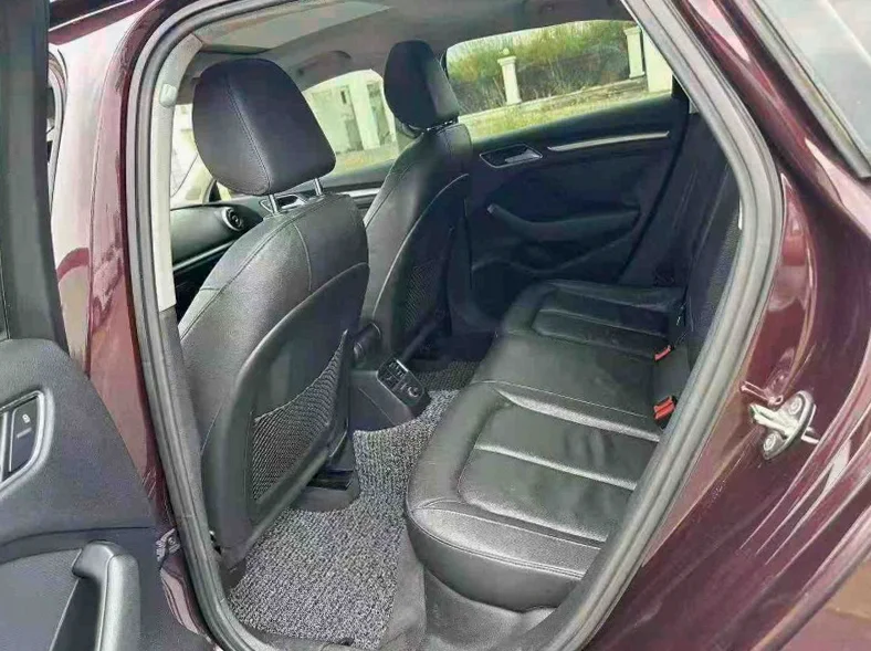 奥迪A3 后面外观三