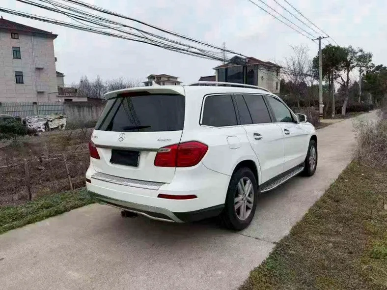 奔驰GLS 内饰后排