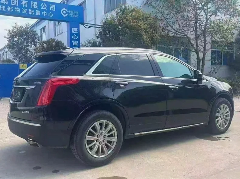 凯迪拉克XT5 内饰后排