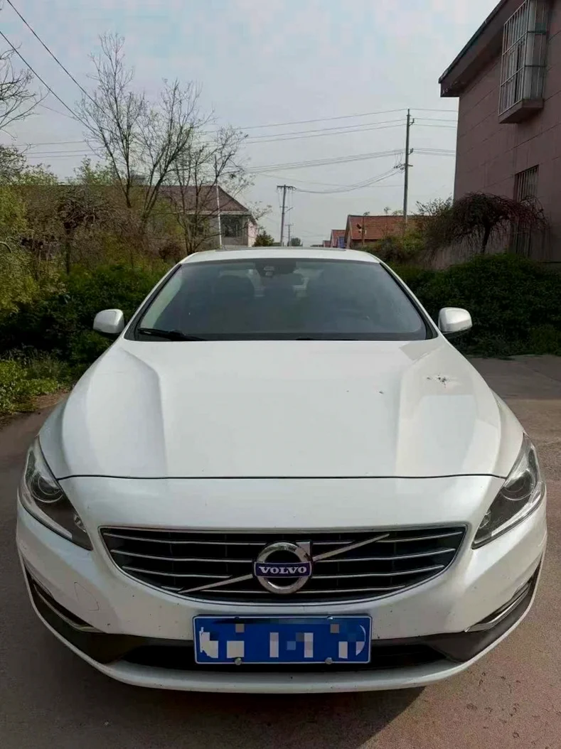 16年沃尔沃S60L 2.0T智远版