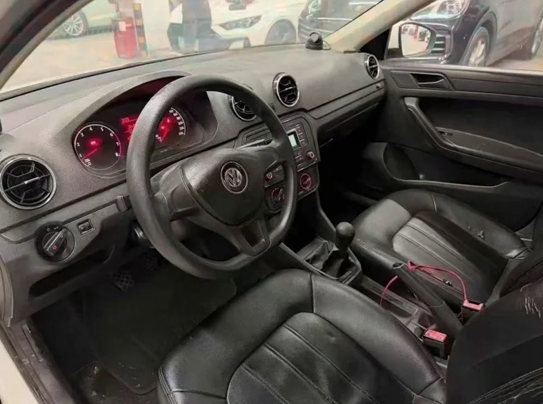 大众捷达 正面外观二