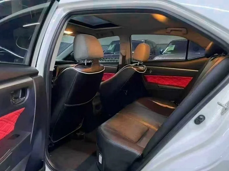 丰田卡罗拉 后面外观二