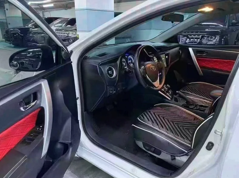 丰田卡罗拉 后面外观三