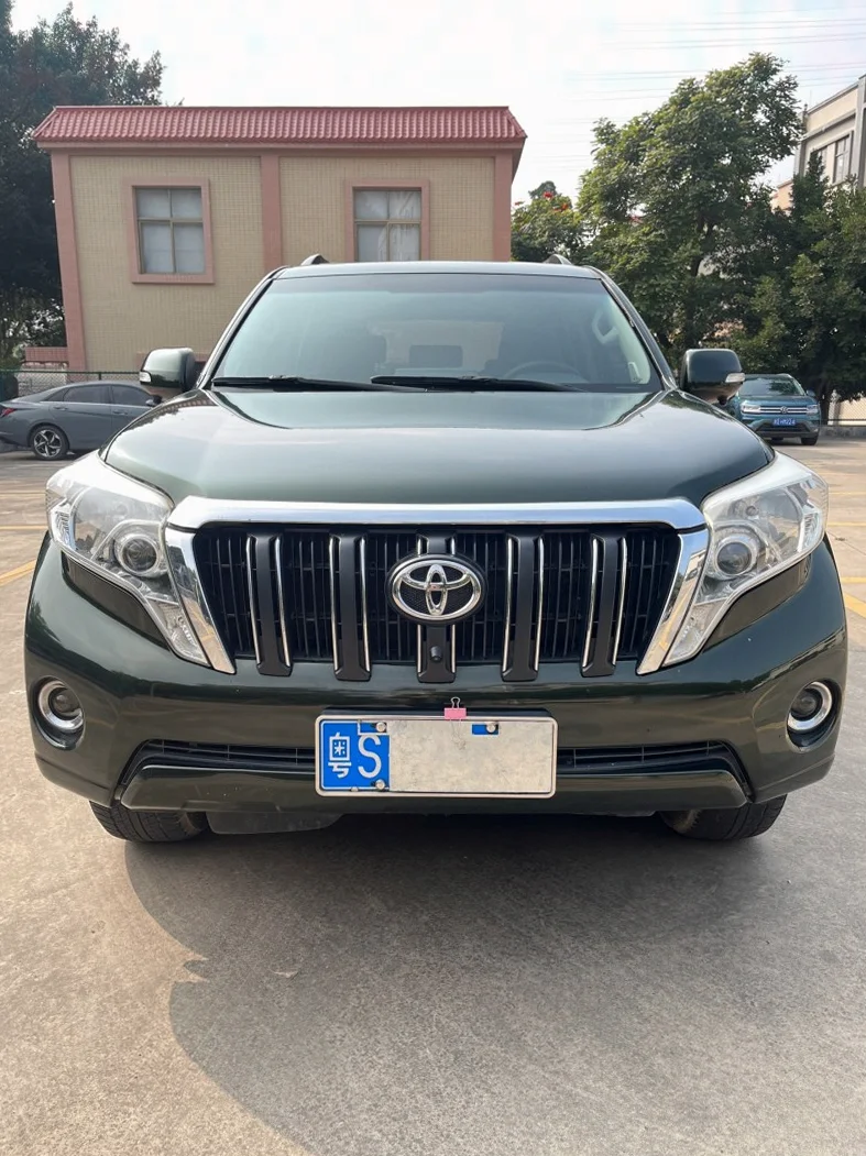 17年丰田普拉多2.7L高配