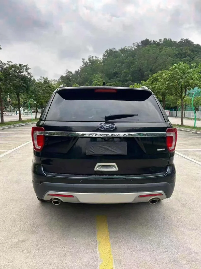 福特探险者 内饰后排