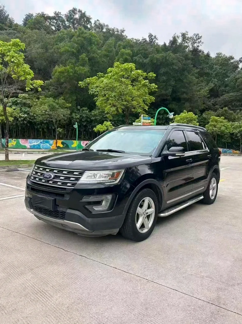 福特探险者 正面外观二